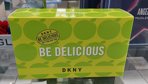 2-PC Women's Gift Set Be Delicious by DKNY Eau de Parfum +Be Delicious Lunch Bag
